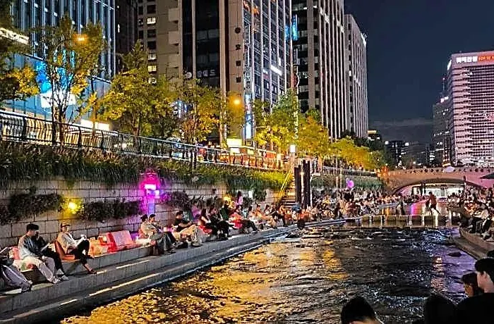 Long Sinchon Hongdae 2*