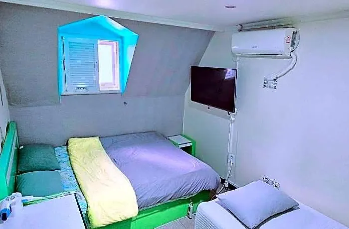 Long Sinchon Hongdae Séoul